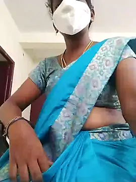 Snapshot of Preethytamilsexy chatting on 01-27-25, 02:35 Preethytamilsexy online show from 01-27-25, 02:35