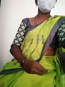 Snapshot of Preethytamilsexy chatting on 01-29-25, 09:55 Preethytamilsexy online show from 01-29-25, 09:55