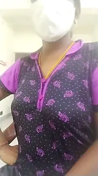 Snapshot of Preethytamilsexy chatting on 02-27-25, 02:32 Preethytamilsexy online show from 02-27-25, 02:32