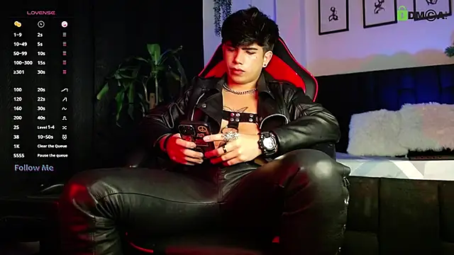 LyleBennett  online show from 02-03-26, 11:04