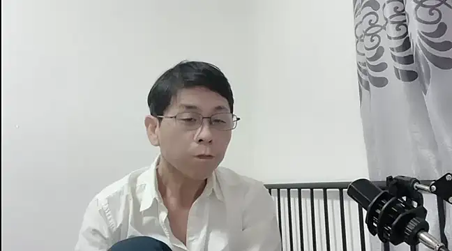 Snapshot of TGH521 chatting on 01-12-25, 02:45 TGH521 online show from 01-12-25, 02:45