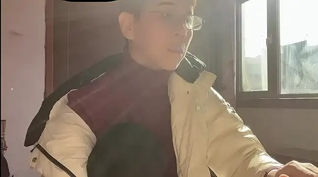 Snapshot of TGH521 chatting on 01-20-25, 06:21 TGH521 online show from 01-20-25, 06:21