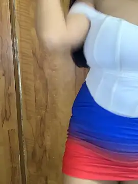 Snapshot of Doodhwaali chatting on 03-02-25, 07:56 Doodhwaali online show from 03-02-25, 07:56