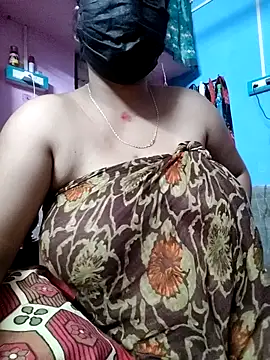 BERRY 00 online show from 04-04-26, 10:24