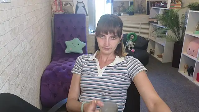 Nika Kitten online show from 06-11-26, 07:39