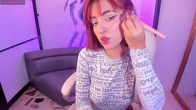 Snapshot of AlliceRosero chatting on 01-29-25, 04:15 AlliceRosero online show from 01-29-25, 04:15