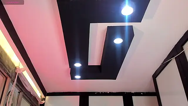 Snapshot of AlliceRosero chatting on 03-01-25, 07:41 AlliceRosero online show from 03-01-25, 07:41