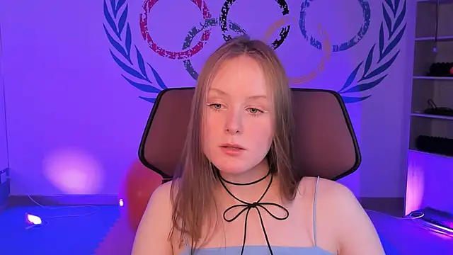 Snapshot of VivienLeeigh chatting on 12-09-24, 04:05 VivienLeeigh online show from 12-09-24, 04:05