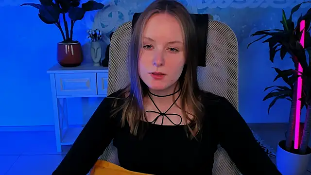 Snapshot of VivienLeeigh chatting on 12-10-24, 07:22 VivienLeeigh online show from 12-10-24, 07:22