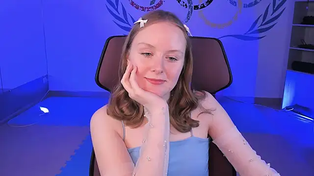 Snapshot of VivienLeeigh chatting on 12-11-24, 08:18 VivienLeeigh online show from 12-11-24, 08:18