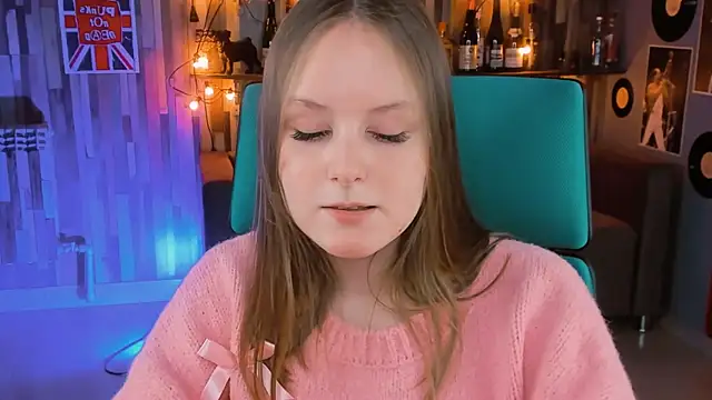 Snapshot of VivienLeeigh chatting on 01-22-25, 04:55 VivienLeeigh online show from 01-22-25, 04:55