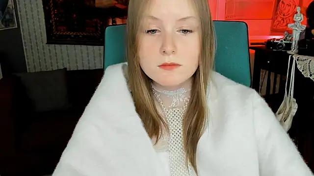 Snapshot of VivienLeeigh chatting on 02-09-25, 01:25 VivienLeeigh online show from 02-09-25, 01:25