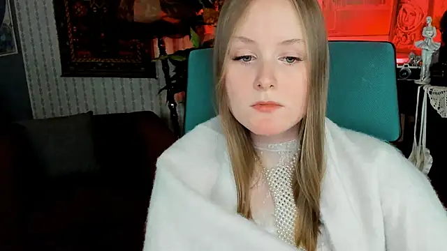 Snapshot of VivienLeeigh chatting on 02-09-25, 04:40 VivienLeeigh online show from 02-09-25, 04:40