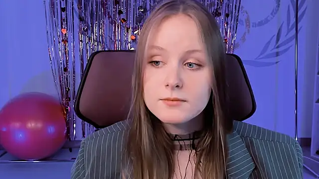 Snapshot of VivienLeeigh chatting on 02-16-25, 06:21 VivienLeeigh online show from 02-16-25, 06:21