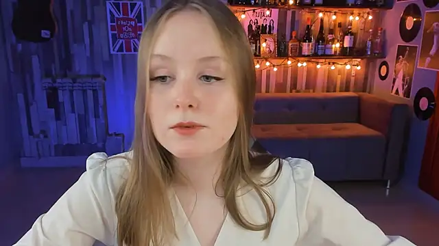 Snapshot of VivienLeeigh chatting on 02-28-25, 01:14 VivienLeeigh online show from 02-28-25, 01:14