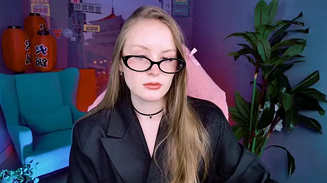 VivienLeeigh online show from 02-06-26, 05:45