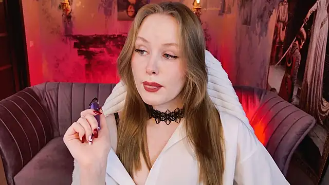 VivienLeeigh online show from 04-21-26, 05:25