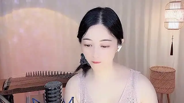 Tian-xin-999 online show from 05-16-26, 05:23
