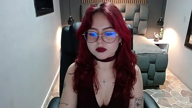 Snapshot of crimson_tati_ chatting on 12-03-24, 09:22 crimson tati  online show from 12-03-24, 09:22