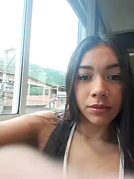 Snapshot of MiaOconner chatting on 03-21-25, 11:55 MiaOconner online show from 03-21-25, 11:55