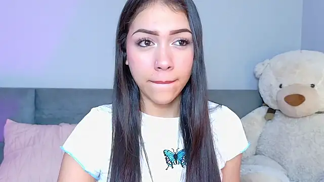 Snapshot of MiaOconner chatting on 10-02-25, 08:27 MiaOconner online show from 10-02-25, 08:27