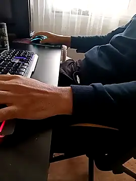 Snapshot of SertSikici022 chatting on 12-02-24, 10:28 SertSikici022 online show from 12-02-24, 10:28