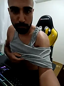 Snapshot of SertSikici022 chatting on 12-03-24, 12:46 SertSikici022 online show from 12-03-24, 12:46