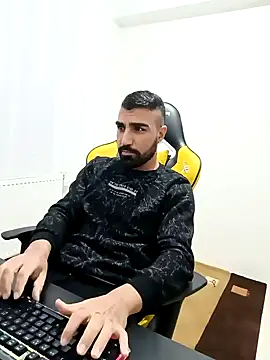 Snapshot of SertSikici022 chatting on 12-05-24, 10:56 SertSikici022 online show from 12-05-24, 10:56