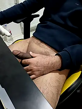 Snapshot of SertSikici022 chatting on 03-07-25, 09:06 SertSikici022 online show from 03-07-25, 09:06