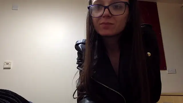 Snapshot of Cerulean chatting on 12-17-25, 06:08 Cerulean online show from 12-17-25, 06:08