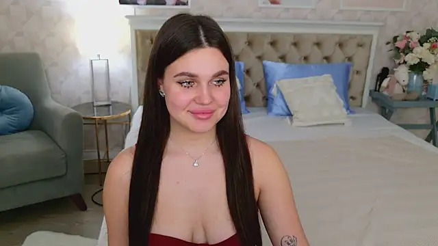 RihannaRose online show from 01-26-25, 07:09