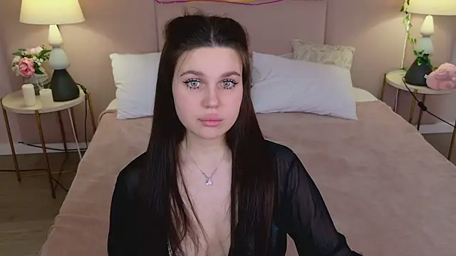 RihannaRose online show from 03-09-25, 12:21