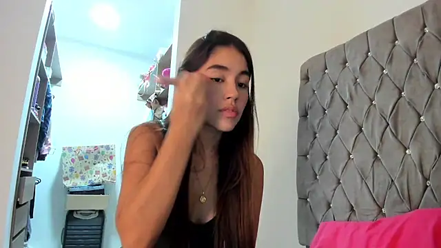 AriaMontgomery online show from 01-08-25, 03:08