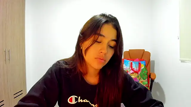 AriaMontgomery online show from 03-02-25, 09:32