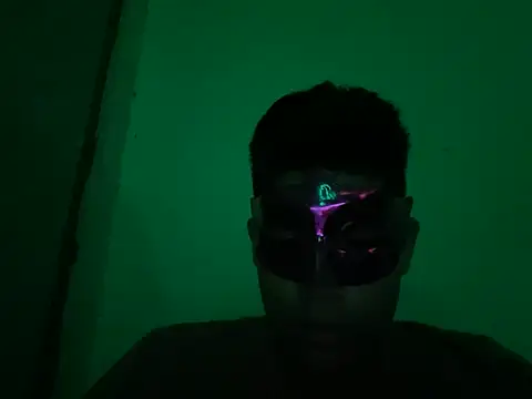 Snapshot of Freebird783 chatting on 09-17-25, 12:29 Freebird783 online show from 09-17-25, 12:29