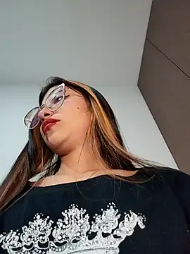 little mavi online show from 02-19-25, 02:44