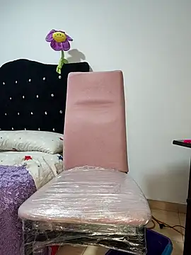 little mavi online show from 02-23-25, 04:17