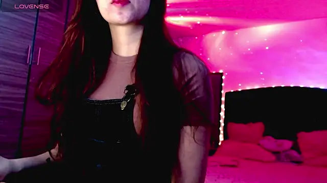 holy juli online show from 11-14-25, 05:17