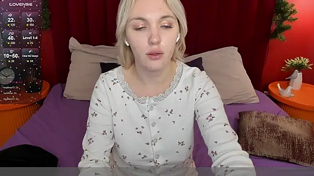 Fluffy Monica online show from 01-02-25, 03:58