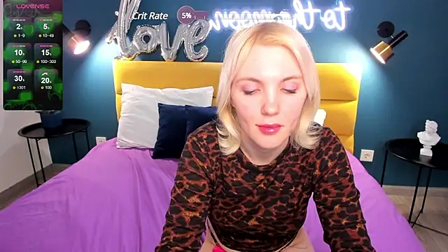 Fluffy Monica online show from 03-12-25, 04:19