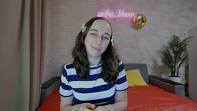 Anika bloom online show from 02-25-25, 02:47