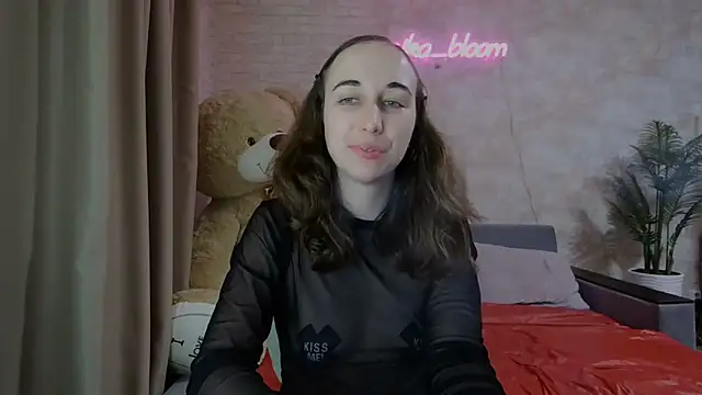 Anika bloom online show from 03-15-25, 12:47