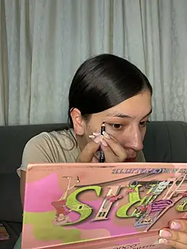 Snapshot of TipsteryRoyal chatting on 04-10-26, 03:01 TipsteryRoyal online show from 04-10-26, 03:01