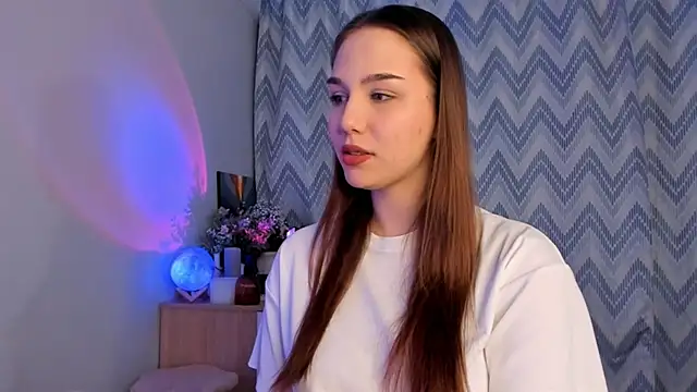 Snapshot of Tate_Angel chatting on 01-22-25, 06:10 Tate Angel online show from 01-22-25, 06:10