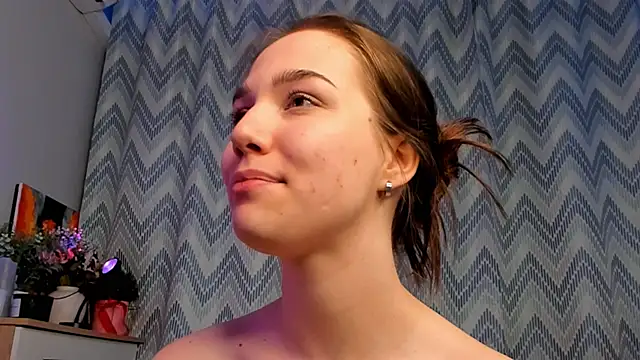 Snapshot of Tate_Angel chatting on 01-26-25, 09:18 Tate Angel online show from 01-26-25, 09:18