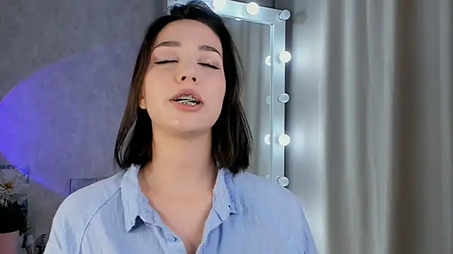 Snapshot of Tate_Angel chatting on 09-26-25, 06:23 Tate Angel online show from 09-26-25, 06:23