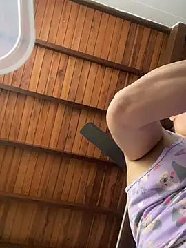 Sharongirl07 online show from 04-22-26, 12:39