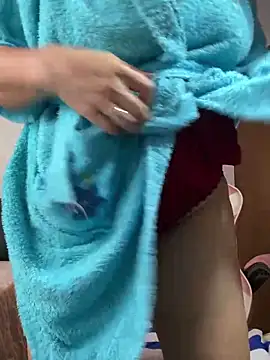 Sharongirl07 online show from 04-25-26, 01:41