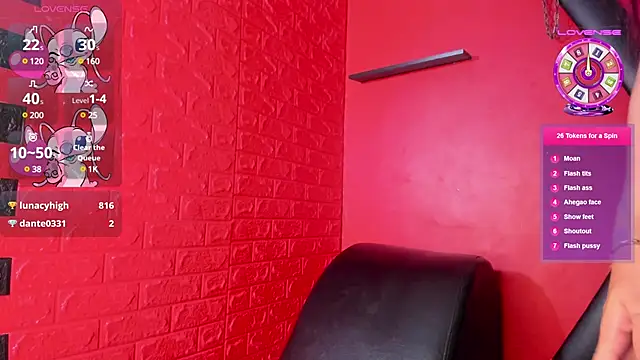 Snapshot of Monttserratt chatting on 01-30-25, 10:30 Monttserratt online show from 01-30-25, 10:30