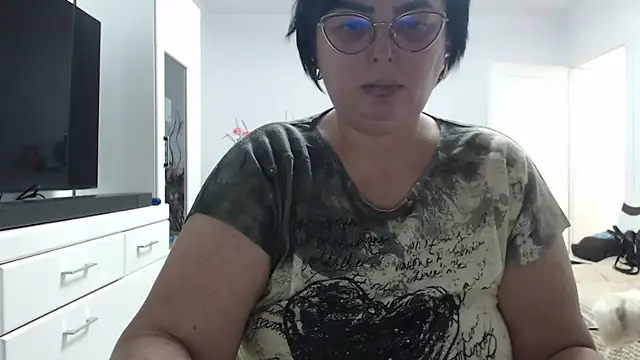 Amandamuller1982 online show from 01-31-26, 08:51